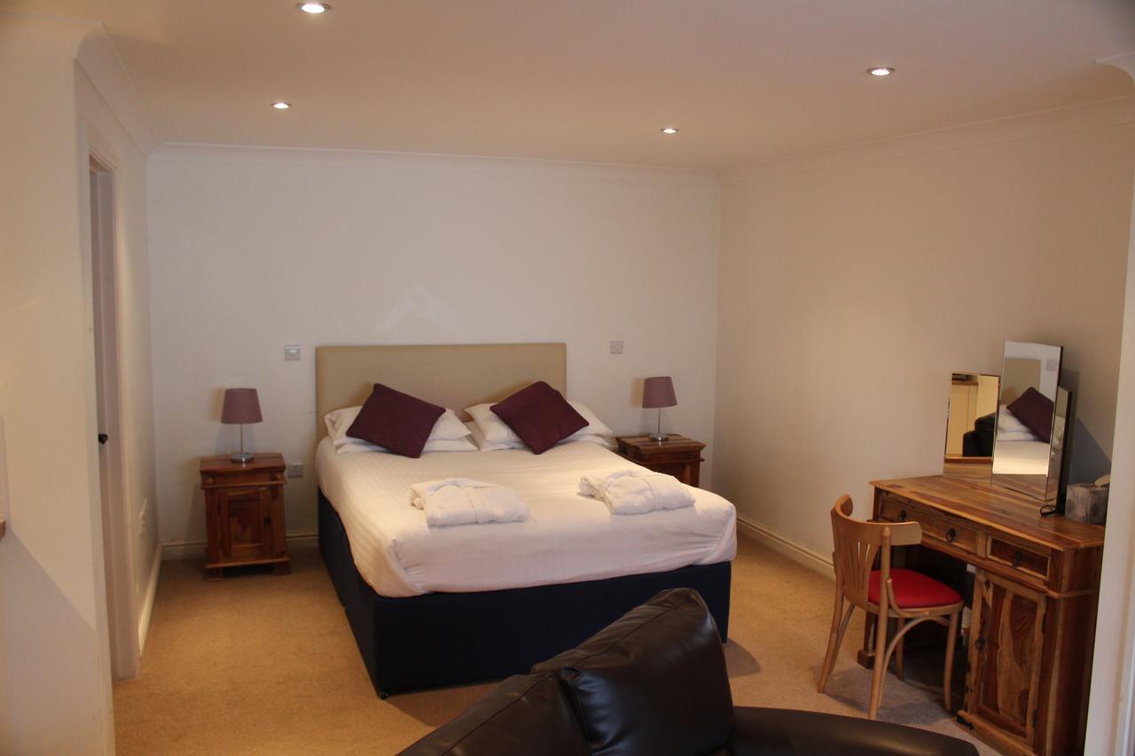 Rooms @ The Rock And Fountain Newport (Gwent) Bagian luar foto